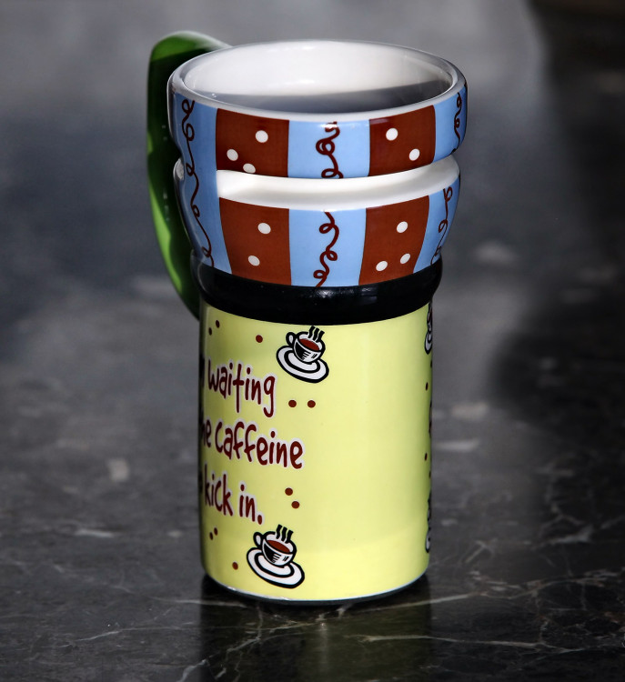 Коллекционная чашка «I'm waiting for the caffeine» Необычный бизнес сувенир, прекрасный подарок любителю кофе - коллекционная чашка «I'm waiting for the caffeine»